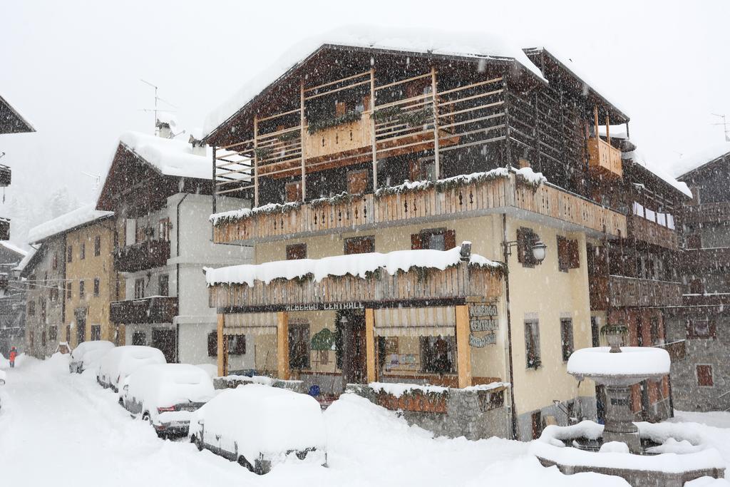 Albergo Centrale Forni di Sopra Kültér fotó