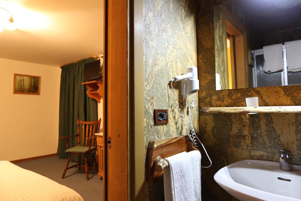 Albergo Centrale Forni di Sopra Kültér fotó