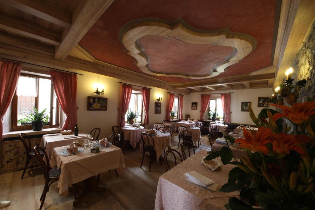 Albergo Centrale Forni di Sopra Kültér fotó