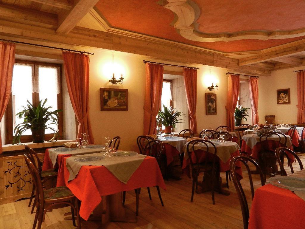 Albergo Centrale Forni di Sopra Kültér fotó